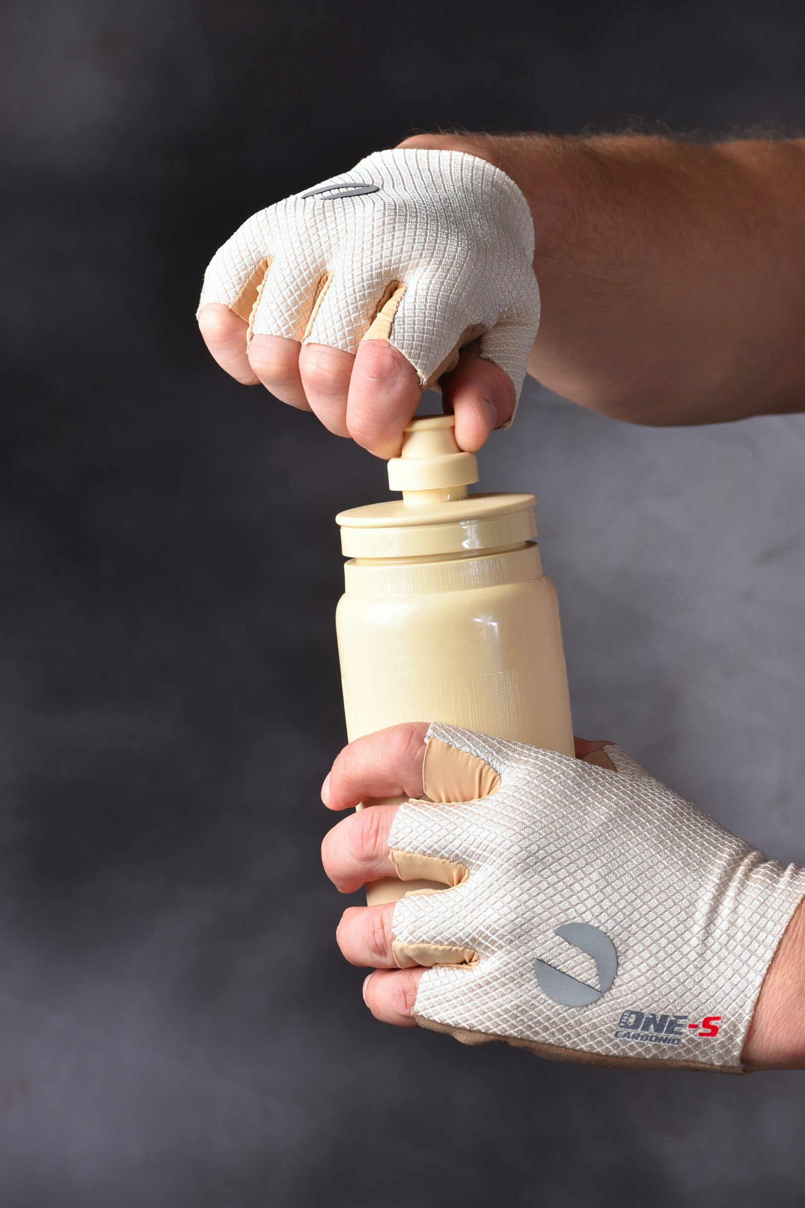 Luva Carbon Bege - Imagem 3